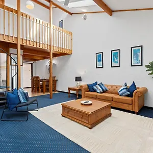 Apartment 21 Cottesloe Steps To - Sleeps 3, Perth